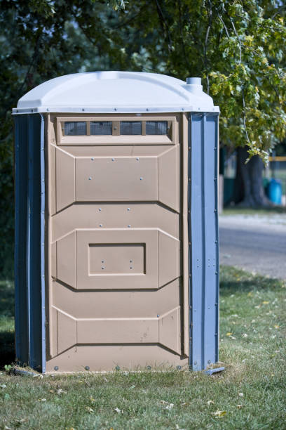 Portable restroom solutions in Wellton, AZ